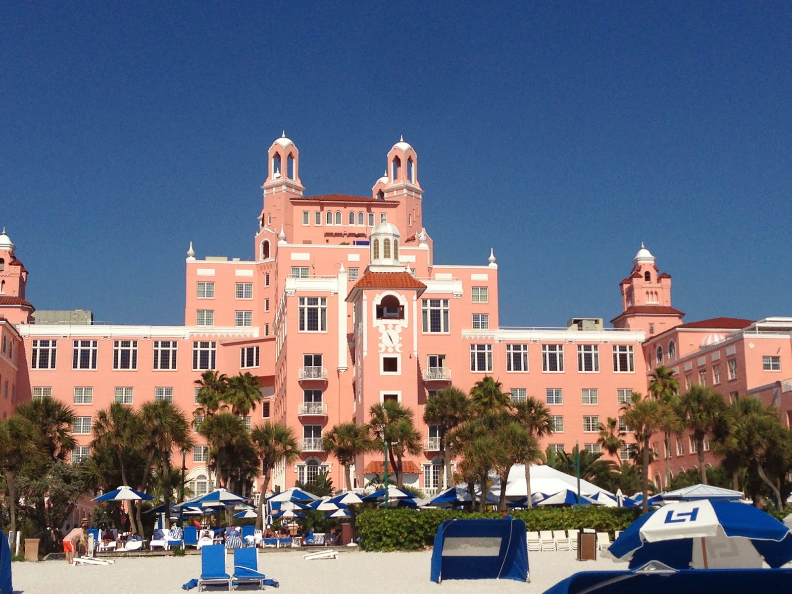 Loews Don Cesar St Petersburg, The Pink Palace Part 1 I Run For Wine
